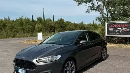 Usata Ford Mondeo 150 CV (110 kW) 2017 Grigio Berlina