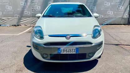 Usata Fiat Punto Evo Dynamic 95 CV (69 kW) 2010 Bianco Utilitaria