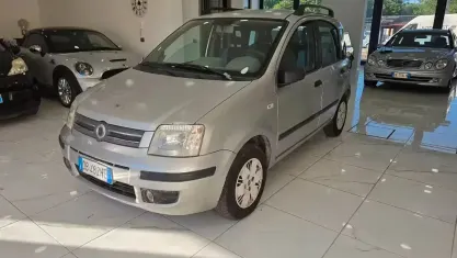 Usata Fiat Panda Dynamic 60 CV (44 kW) 2006 Grigio Utilitaria