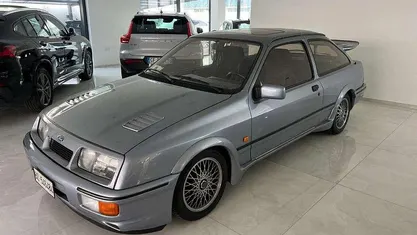 Blu Usata 1991 Ford Sierra RS Due volumi | 51.500 €