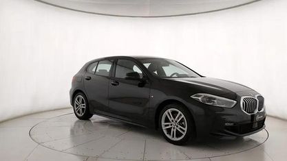 Usado BMW 118 M Sport 143 CV (105 kW) 2022 Negro Utilitario