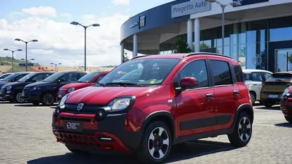 Usata Fiat Panda Cross Cross 69 CV (50 kW) 2024 Utilitaria
