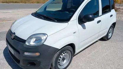 Usata Fiat Panda Pop 69 CV (50 kW) 2019 Bianco Utilitaria