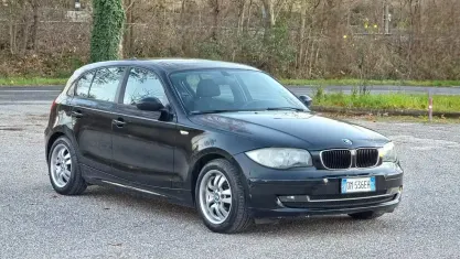 Usata BMW 118 143 CV (105 kW) 2007 Nero Utilitaria