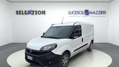 Usata Fiat Doblò S 120 CV (88 kW) 2022 Bianco Monovolume