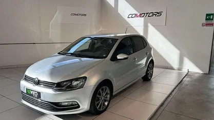 Usata 2016 VW Polo Highline Utilitaria | 10.900 € (Buon prezzo)