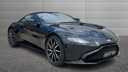 Usata Aston Martin V8 Vantage 535 CV (393 kW) 2019 Blu Coupé