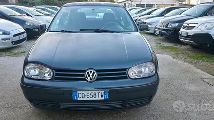 Usata VW Golf IV Highline 104 CV (76 kW) 2003 Grigio Berlina