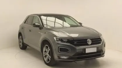 Usata VW T-Roc Advance 115 CV (84 kW) 2019 Indium grey SUV