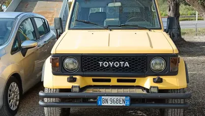 Usata Toyota Land Cruiser 86 CV (63 kW) 1989 Giallo SUV