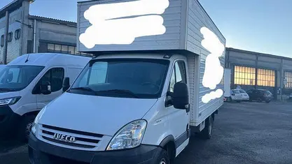 Usata Iveco Daily 97 CV (71 kW) 2009 Cabrio