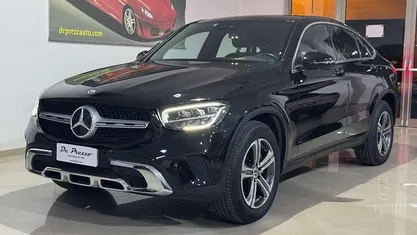 Usata Mercedes GLC200 163 CV (119 kW) 2022 Nero SUV
