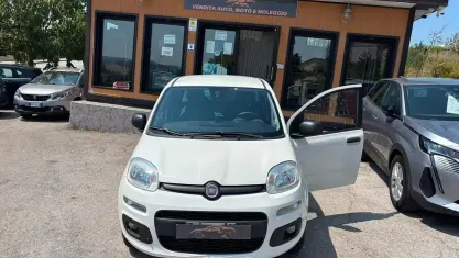 Usata Fiat Panda Lounge 70 CV (51 kW) 2018 Bianco Utilitaria