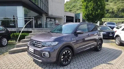 Usata VW T-Cross Sport 95 CV (69 kW) 2023 Grigio scuro SUV