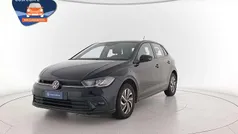 Deep black perlato Usata 2023 VW Polo Life Tre volumi | 18.000 € (Buon prezzo)