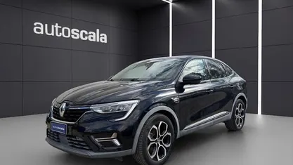 Begagnad Renault Arkana Intens 145 HK (106 kW) 2022 Svart SUV