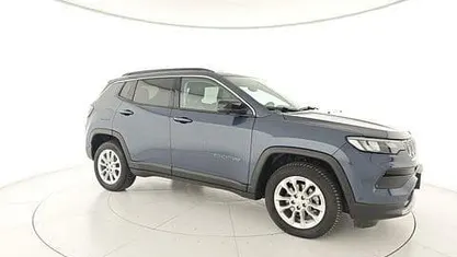 Begagnad Jeep Compass Limited 131 HK (96 kW) 2024 Blå SUV