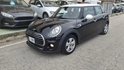 Nero Usata 2015 Mini Cooper D Due volumi | 10.999 € (Buon prezzo)