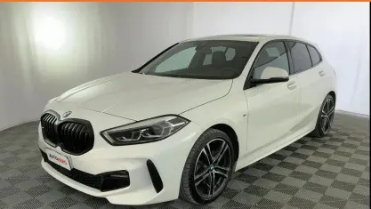 Usata BMW 118 M Sport 150 CV (110 kW) 2022 Bianco Utilitaria