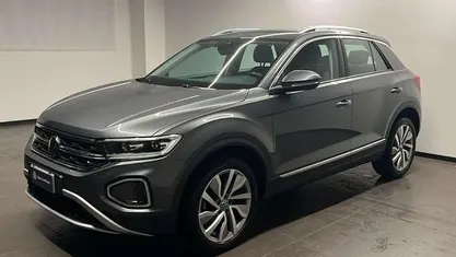 Grigio Usata 2023 VW T-Roc Style SUV | 25.500 € (Cara)