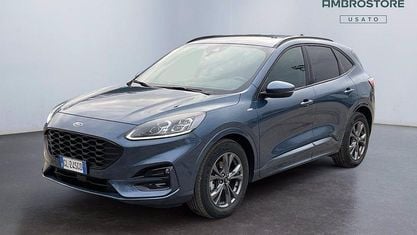 Usata Ford Kuga ST-Line X 190 CV (139 kW) 2022 Chrome blu SUV