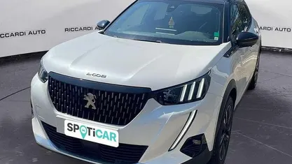 Usata Peugeot 2008 Allure 131 CV (96 kW) 2021 SUV