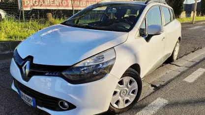 Usata Renault Clio 73 CV (53 kW) 2013 Bianco Station wagon