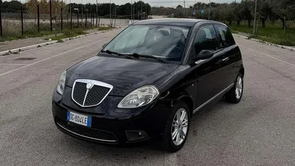 Nero Usata 2007 Lancia Ypsilon Due volumi | 3490 € (Buon prezzo)