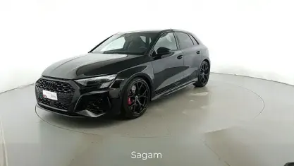 Usata Audi RS3 Sportback Ambiente 400 CV (294 kW) 2022 Nero mito metallizzato Utilitaria