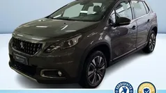 Grigio Usata 2019 Peugeot 2008 Style SUV | 12.800 € (Buon prezzo)