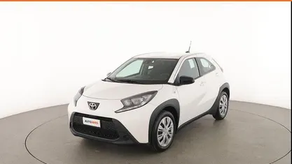 Second-hand Toyota Aygo X Active 72 CP (52 kW) 2023 Alb SUV