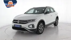 Pure white deep black perlato Usata 2022 VW T-Roc Style SUV | 21.000 € (Buon prezzo)