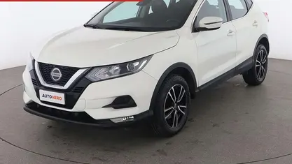 Usata Nissan Qashqai Acenta 116 CV (85 kW) 2019 Bianco SUV