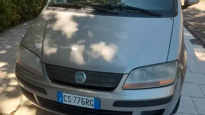 Usata Fiat Idea Dynamic 95 CV (69 kW) 2004 Grigio Monovolume