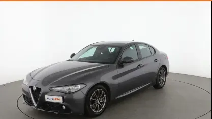 Brugt Alfa Romeo Giulia Super 180 HK (132 kW) 2019 Grå Sedan