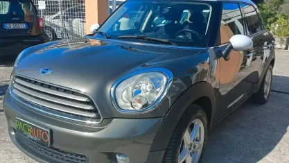 Usata Mini Cooper Countryman 111 CV (81 kW) 2012 Grigio SUV