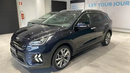 Blu Usata 2022 Kia Niro SUV | 22.300 € (Buon prezzo)