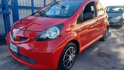 Rosso Usata 2007 Toyota Aygo Sol Due volumi | 3900 € (Buon prezzo)