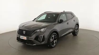 Usata Peugeot 2008 Allure 101 CV (74 kW) 2024 Grigio SUV