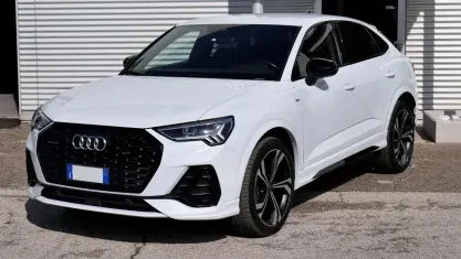 Usata Audi Q3 Sportback Ambiente 200 CV (147 kW) 2022 Bianco SUV