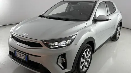 Grigio Usata 2025 Kia Stonic Style SUV | 16.400 € (Buon prezzo)