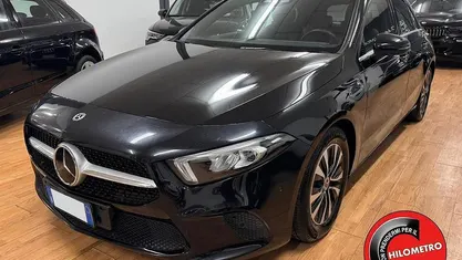Usata Mercedes A180 116 CV (85 kW) 2021 Nero Berlina
