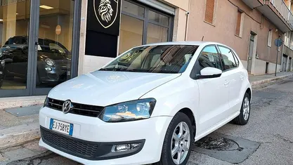 Usata VW Polo Comfortline 70 CV (51 kW) 2011 Bianco Berlina