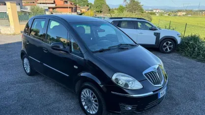 Usata Lancia Musa Gold 95 CV (69 kW) 2012 Nero Monovolume