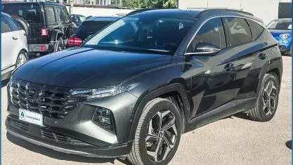 Usata Hyundai Tucson 179 CV (131 kW) 2024 Grigio SUV