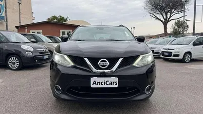 Nero Usata 2015 Nissan Qashqai Tekna SUV | 9990 € (Buon prezzo)