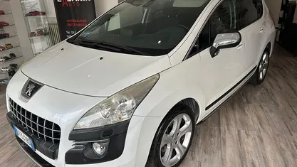 Bianco Usata 2009 Peugeot 3008 Outdoor SUV | 4200 € (Buon prezzo)