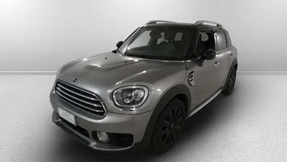 Argento Usata 2019 Mini Cooper D Countryman Hype SUV | 21.400 € (Buon prezzo)