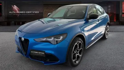 Usata Alfa Romeo Stelvio Sprint 209 CV (153 kW) 2024 Blu SUV
