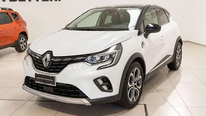 Usata Renault Captur Techno 143 CV (105 kW) 2023 Bianco SUV